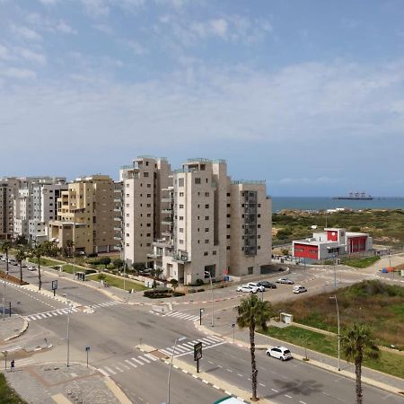 Appartement Sea& Sun à Hadera Extérieur photo