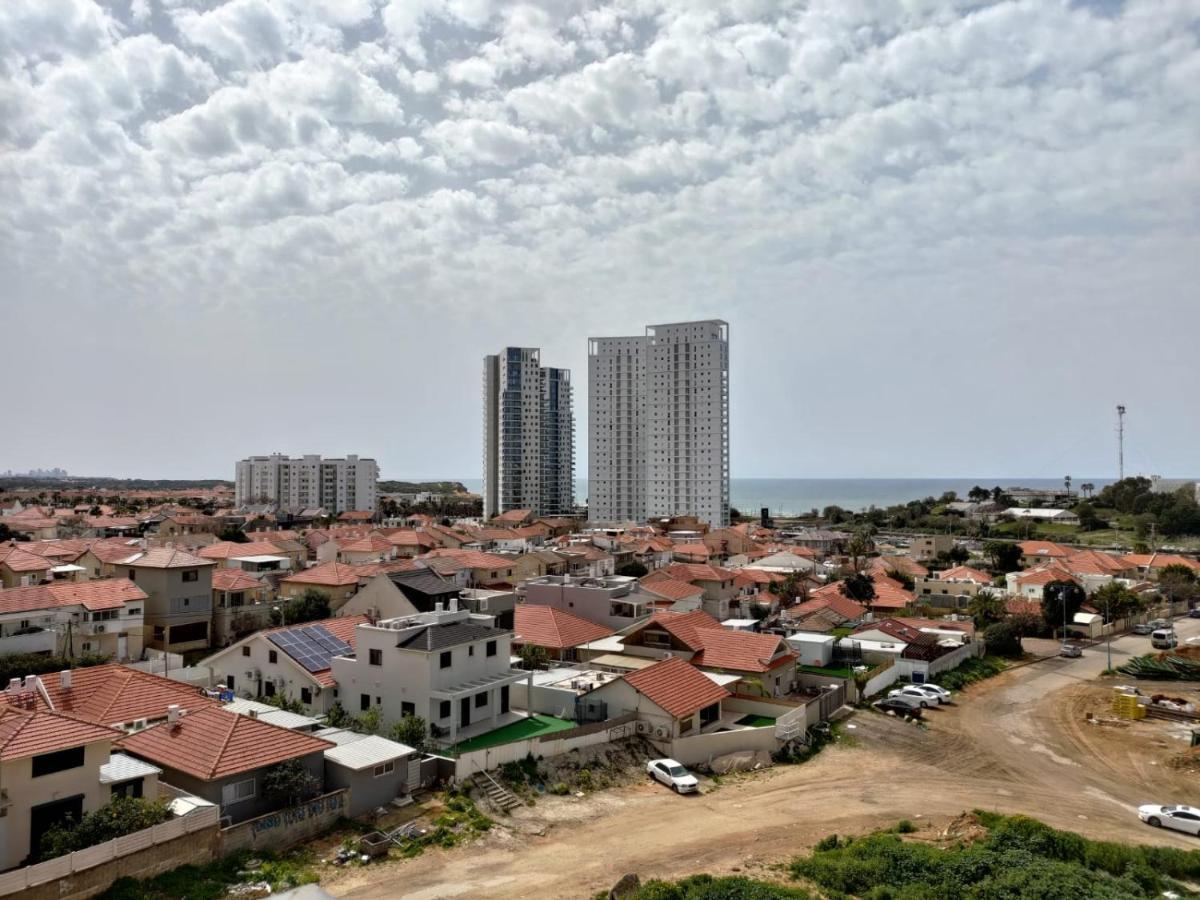 Appartement Sea& Sun à Hadera Extérieur photo