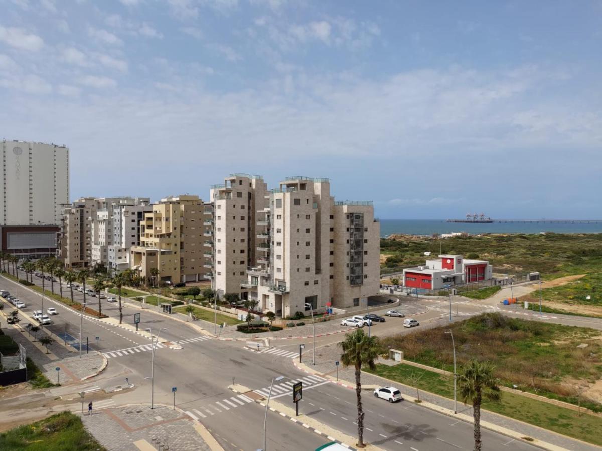 Appartement Sea& Sun à Hadera Extérieur photo